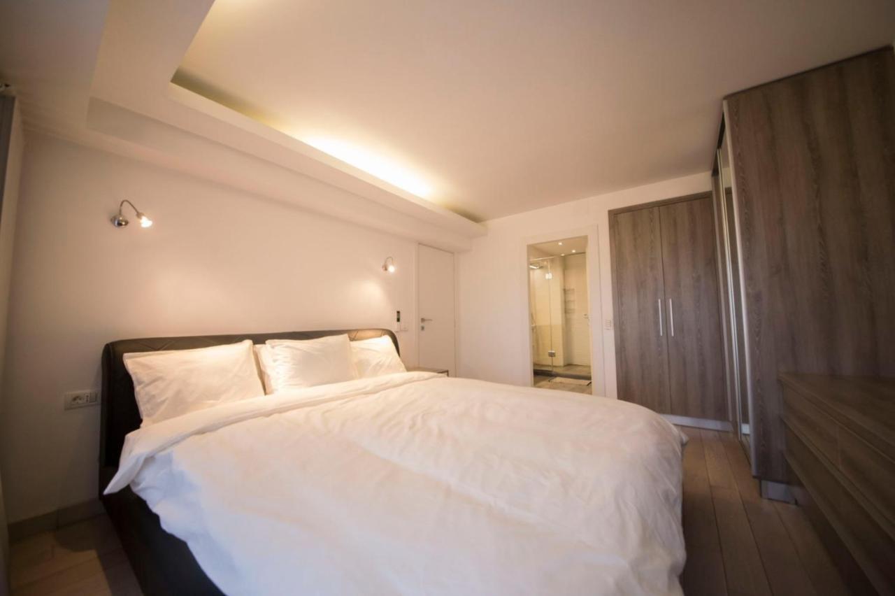 Unirii Center Apartments By Olala Homes Bukares Bagian luar foto