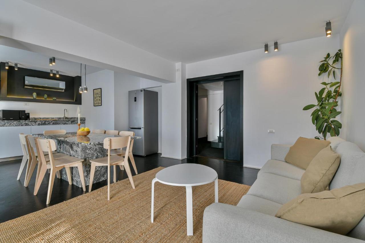 Unirii Center Apartments By Olala Homes Bukares Bagian luar foto