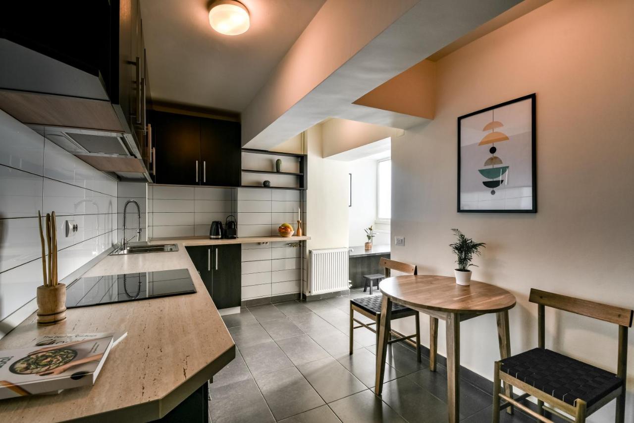 Unirii Center Apartments By Olala Homes Bukares Bagian luar foto
