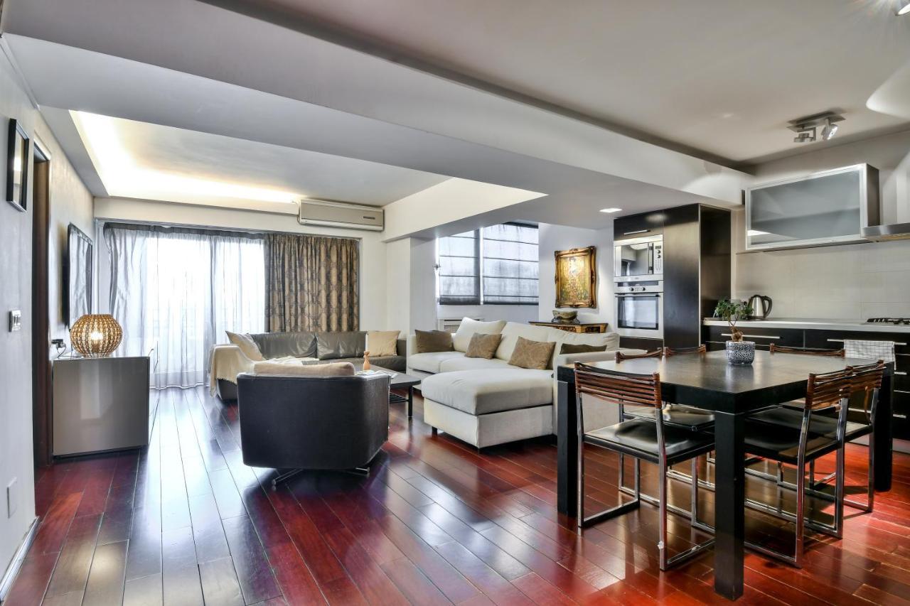 Unirii Center Apartments By Olala Homes Bukares Bagian luar foto